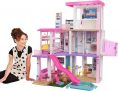Barbie Dream House (114 cm), 3-stöckiges Puppenhaus mit Barbie-Pool, Rutsche, Barbie-Rollstuhllift, 75+ Barbie-Zubehörteile, ohne Barbie-Puppen, als Geschenk für Kinder ab 3 Jahren geeignet, GRG93